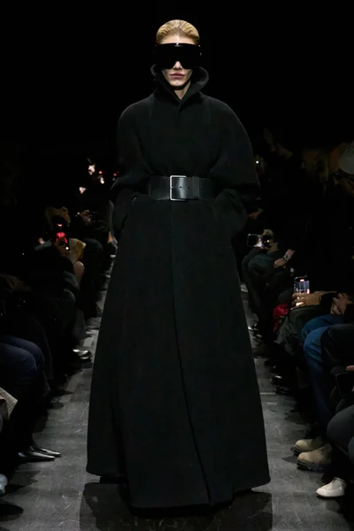 Look 72